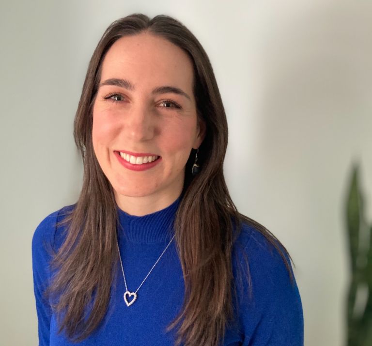 Claudie Melancon, osteopath in Timmins. Offering manual therapy through osteopathic treatments.